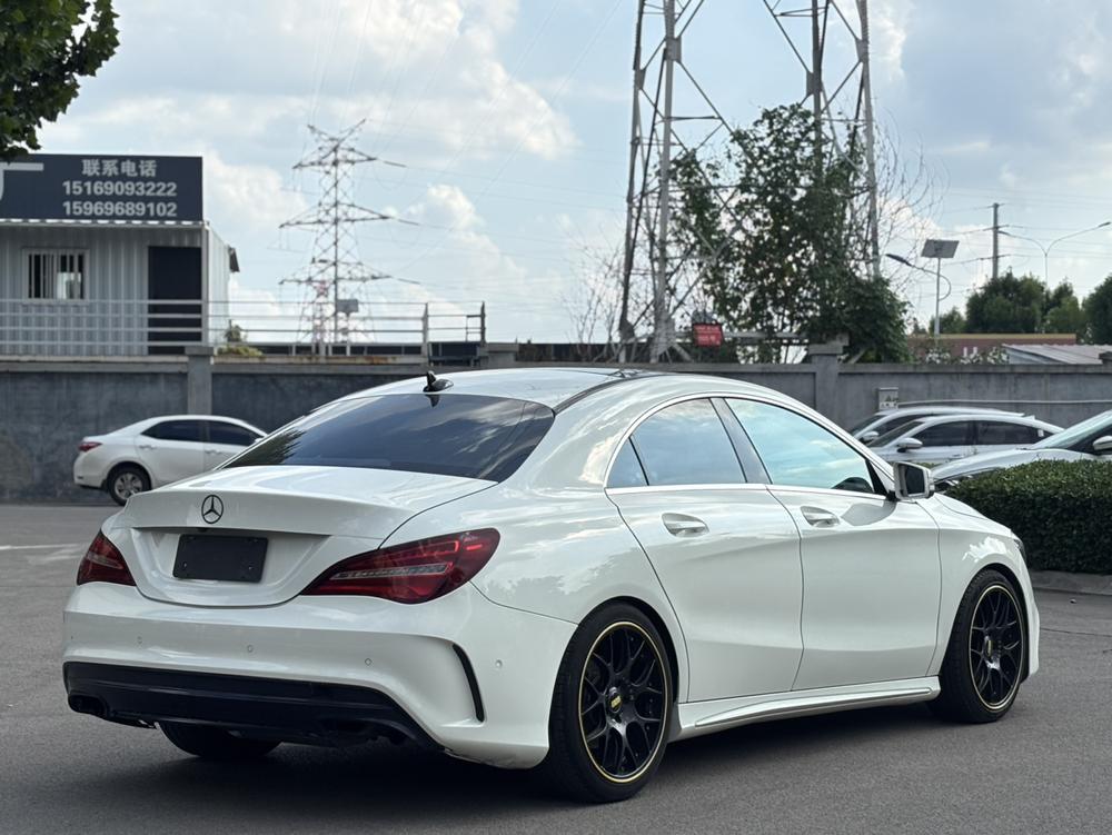 Mercedes-Benz Mercedes-Benz CLA (Import)