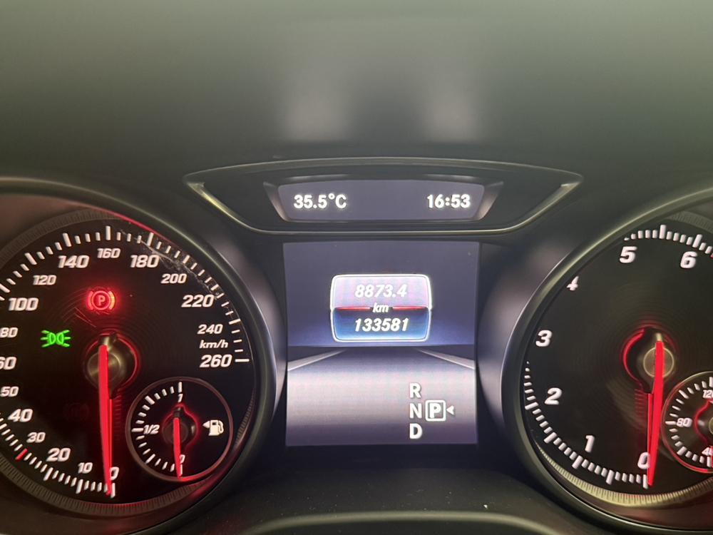 Mercedes-Benz Mercedes-Benz CLA (Import)