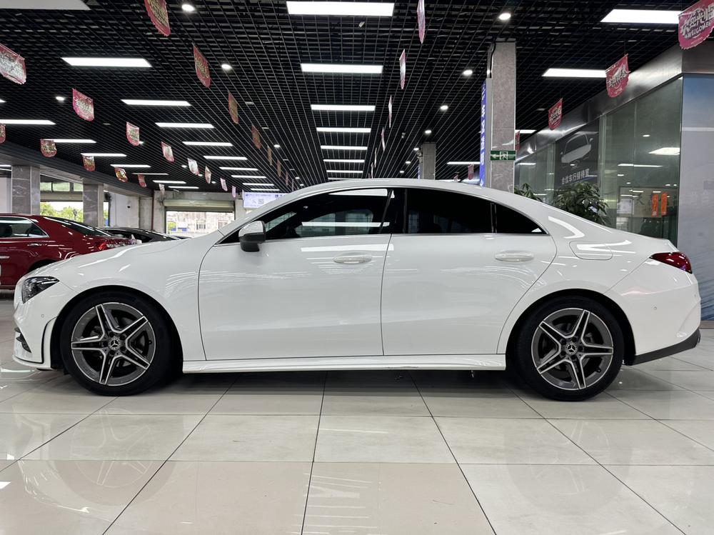 Mercedes-Benz Mercedes-Benz CLA (Import)