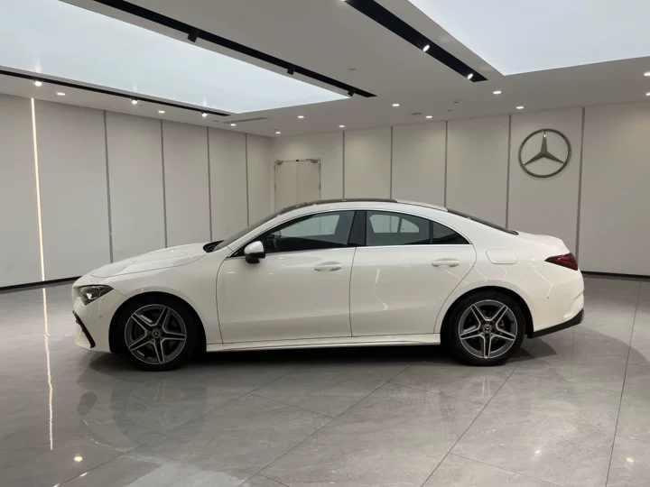 Mercedes-Benz Mercedes-Benz CLA (Import)