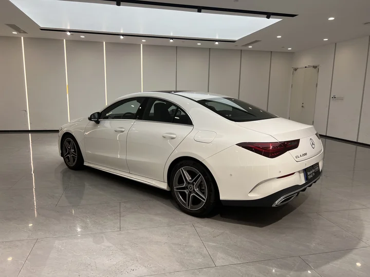 Mercedes-Benz Mercedes-Benz CLA (Import)