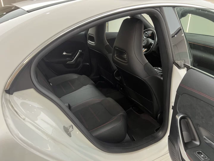 Mercedes-Benz Mercedes-Benz CLA (Import)