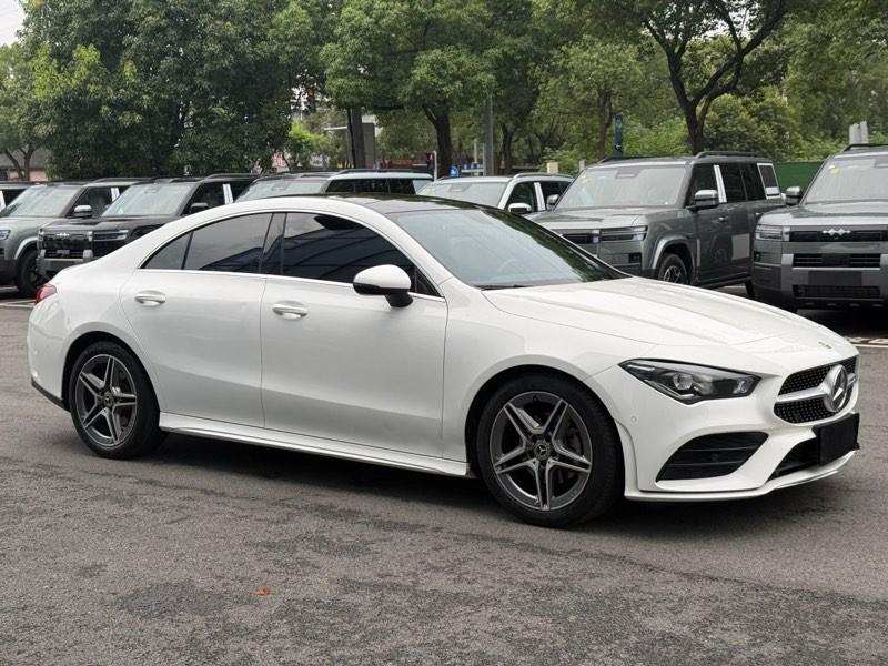 Mercedes-Benz Mercedes-Benz CLA (Import)