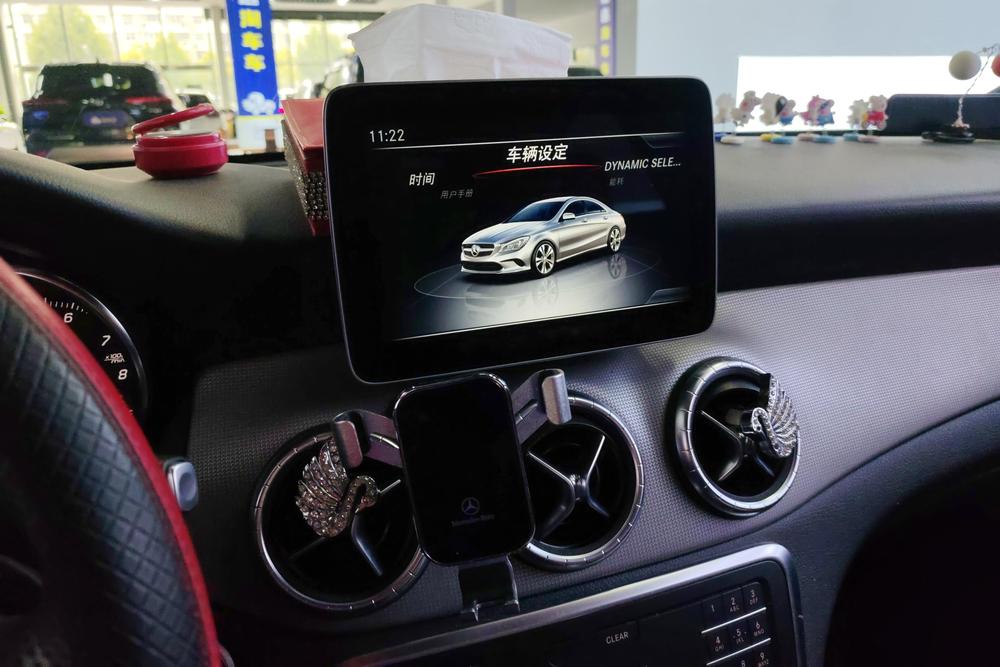 Mercedes-Benz Mercedes-Benz CLA (Import)