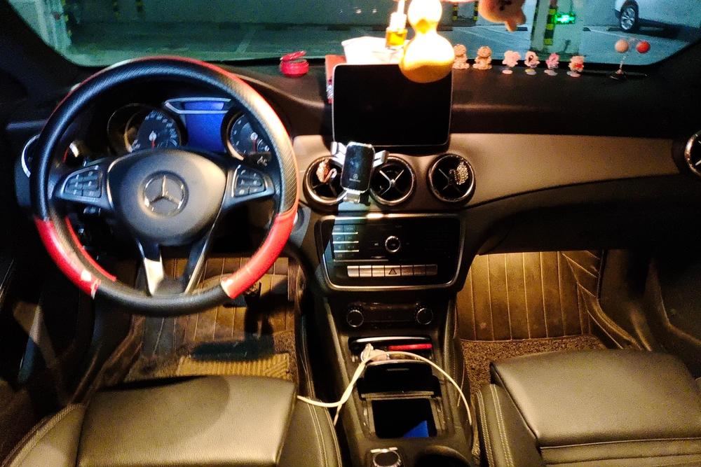 Mercedes-Benz Mercedes-Benz CLA (Import)