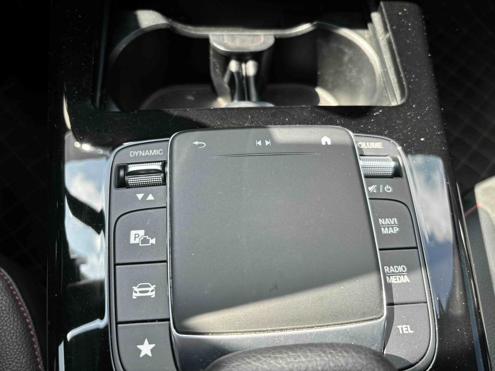 Mercedes-Benz Mercedes-Benz CLA (Import)
