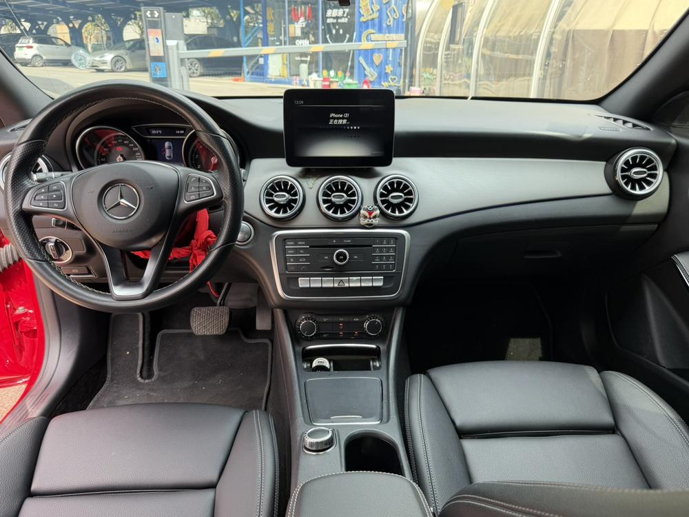 Mercedes-Benz Mercedes-Benz CLA (Import)