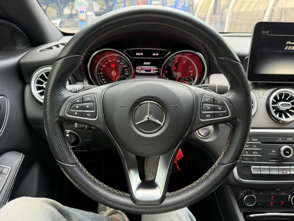 Mercedes-Benz Mercedes-Benz CLA (Import)