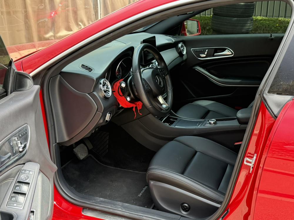 Mercedes-Benz Mercedes-Benz CLA (Import)