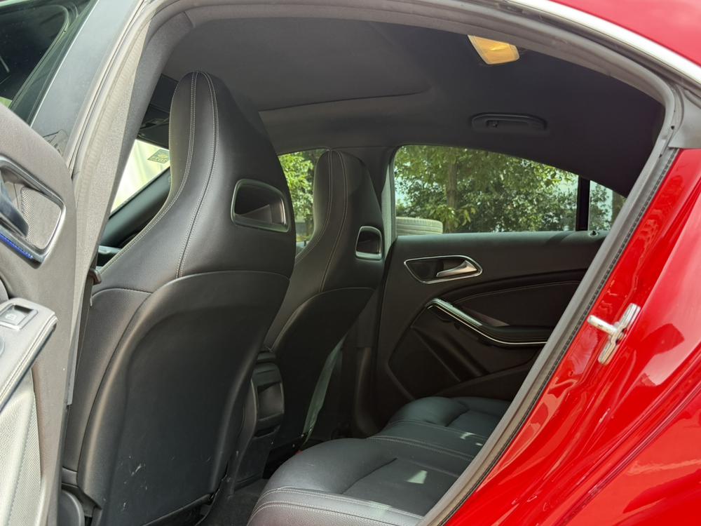 Mercedes-Benz Mercedes-Benz CLA (Import)
