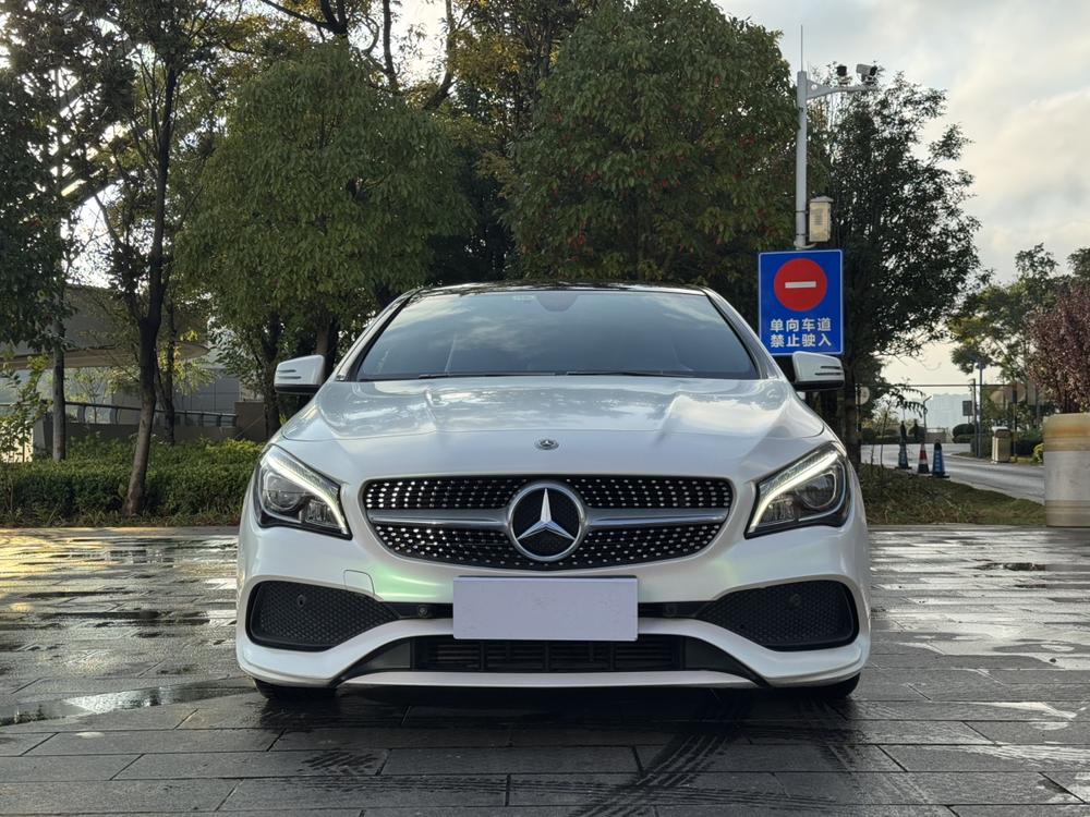 Mercedes-Benz Mercedes-Benz CLA (Import)