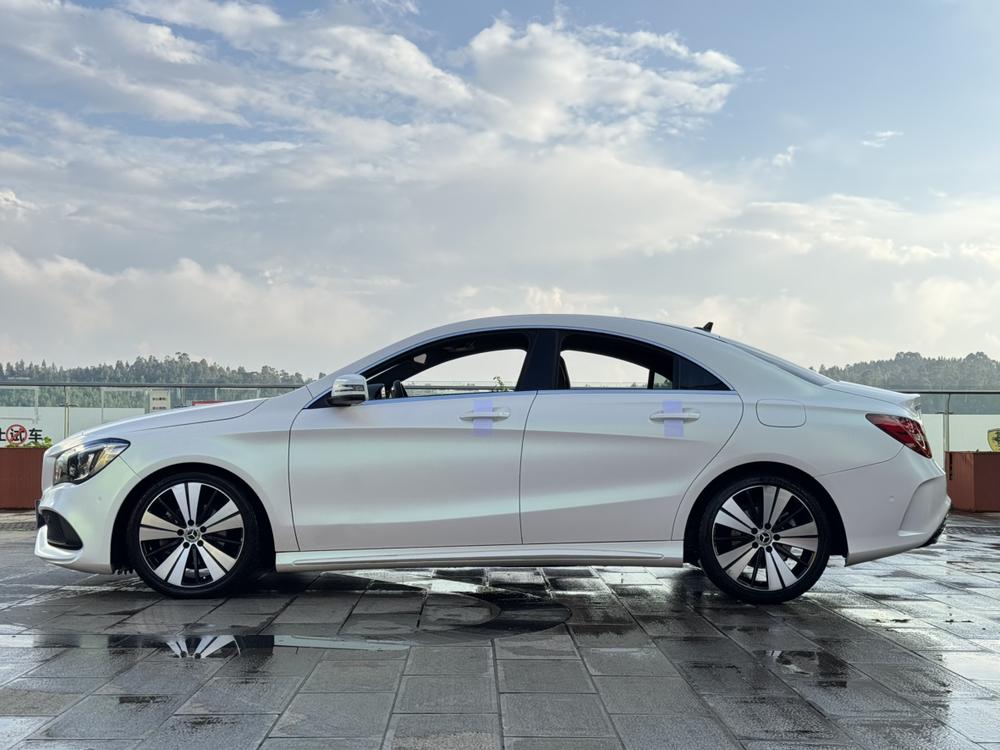 Mercedes-Benz Mercedes-Benz CLA (Import)