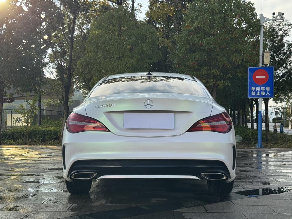 Mercedes-Benz Mercedes-Benz CLA (Import)