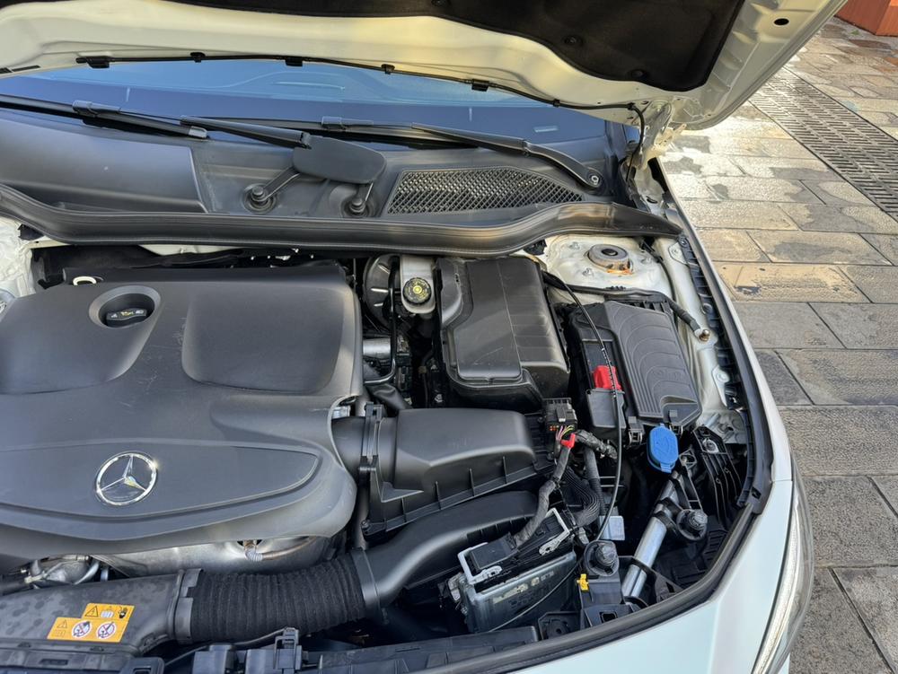 Mercedes-Benz Mercedes-Benz CLA (Import)