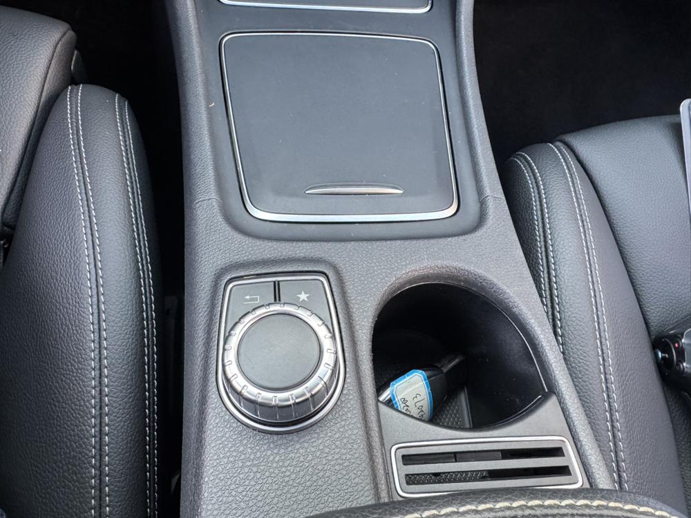 Mercedes-Benz Mercedes-Benz CLA (Import)