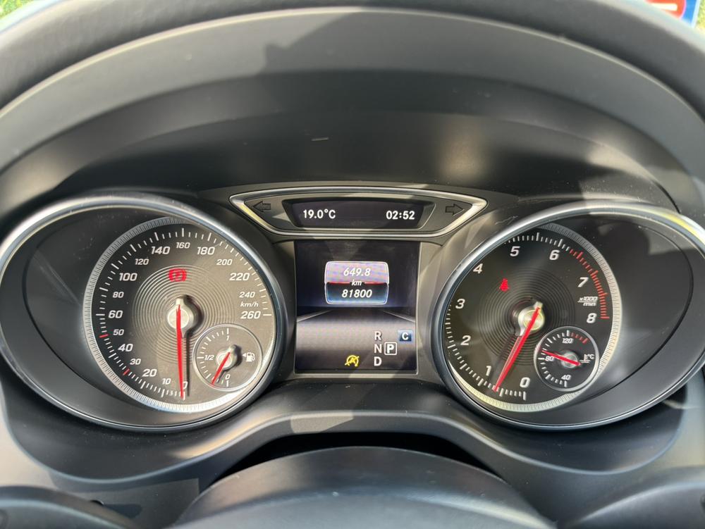 Mercedes-Benz Mercedes-Benz CLA (Import)