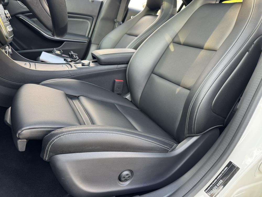 Mercedes-Benz Mercedes-Benz CLA (Import)