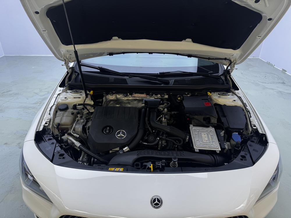 Mercedes-Benz Mercedes-Benz CLA (Import)