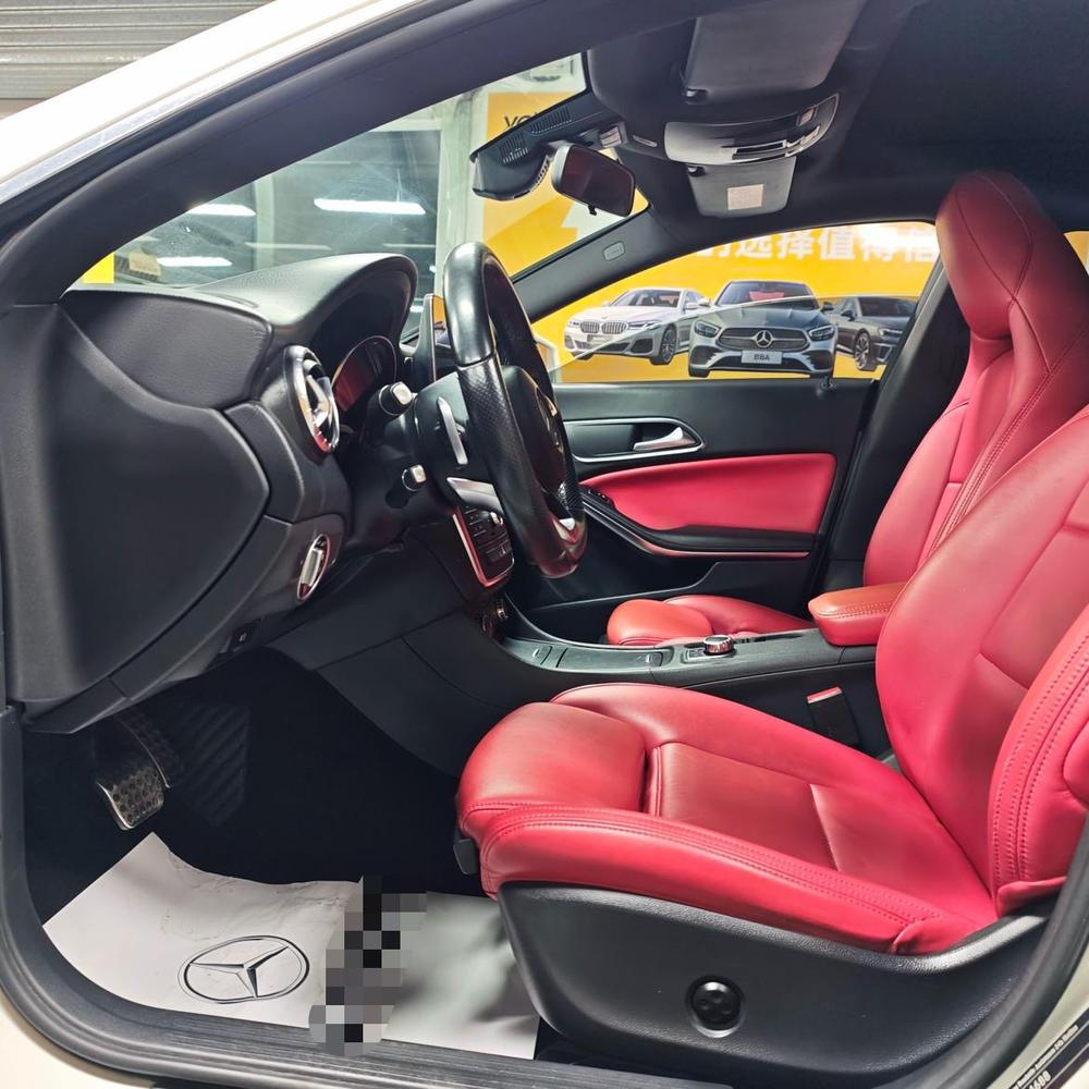 Mercedes-Benz Mercedes-Benz CLA (Import)