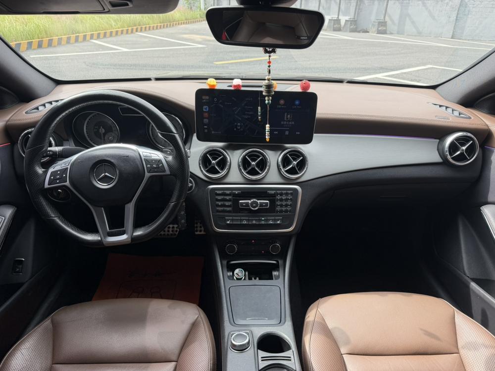 Mercedes-Benz Mercedes-Benz CLA (Import)