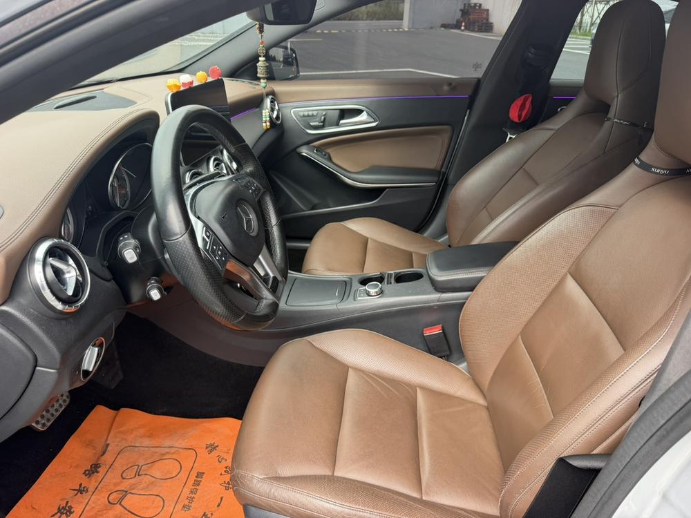 Mercedes-Benz Mercedes-Benz CLA (Import)
