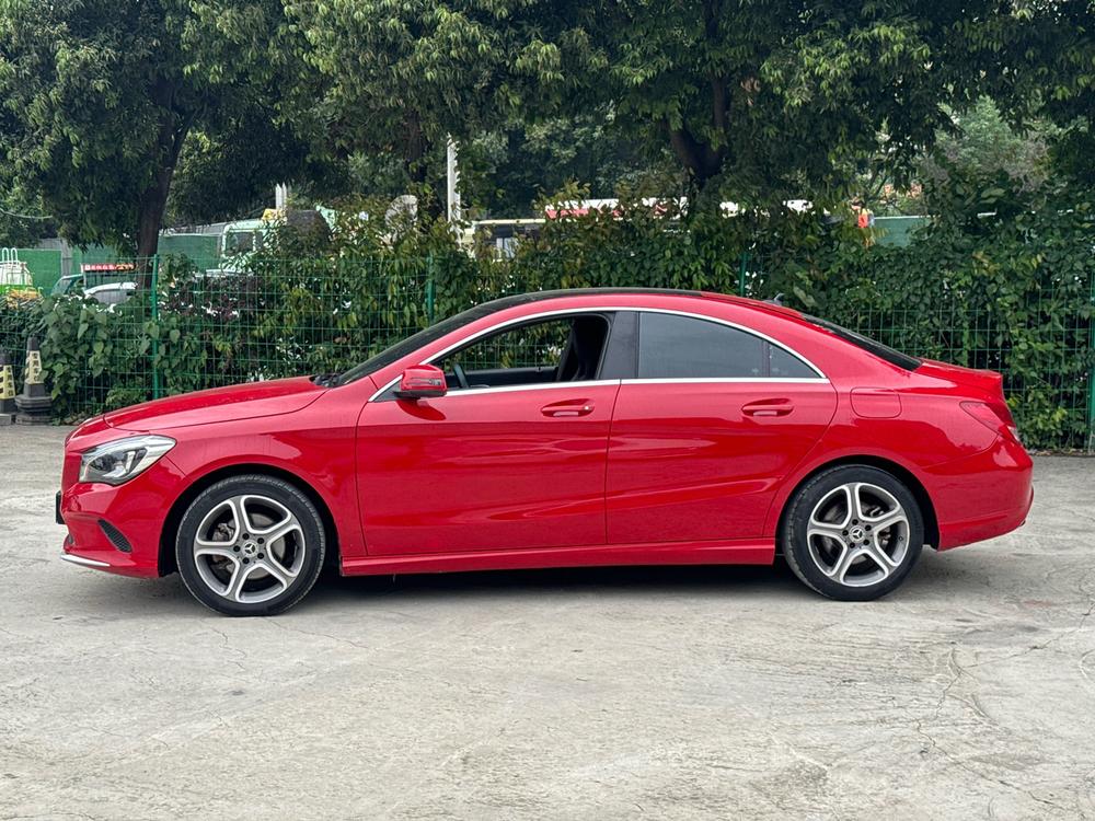 Mercedes-Benz Mercedes-Benz CLA (Import)
