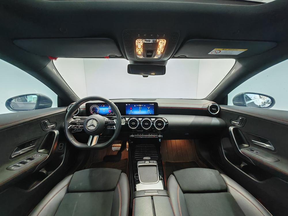 Mercedes-Benz Mercedes-Benz CLA (Import)