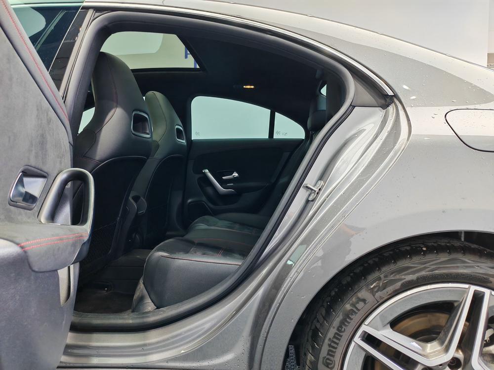 Mercedes-Benz Mercedes-Benz CLA (Import)