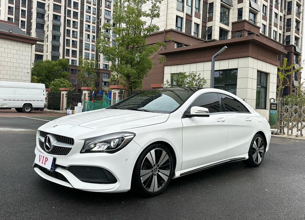 Mercedes-Benz Mercedes-Benz CLA (Import)