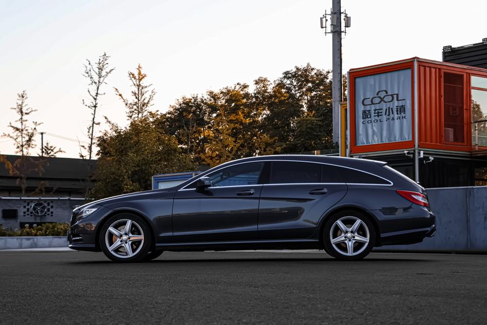 Mercedes-Benz Mercedes-Benz CLS