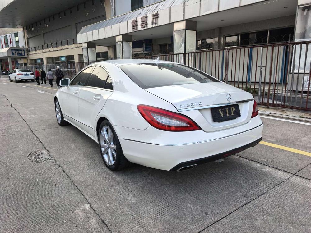 Mercedes-Benz Mercedes-Benz CLS