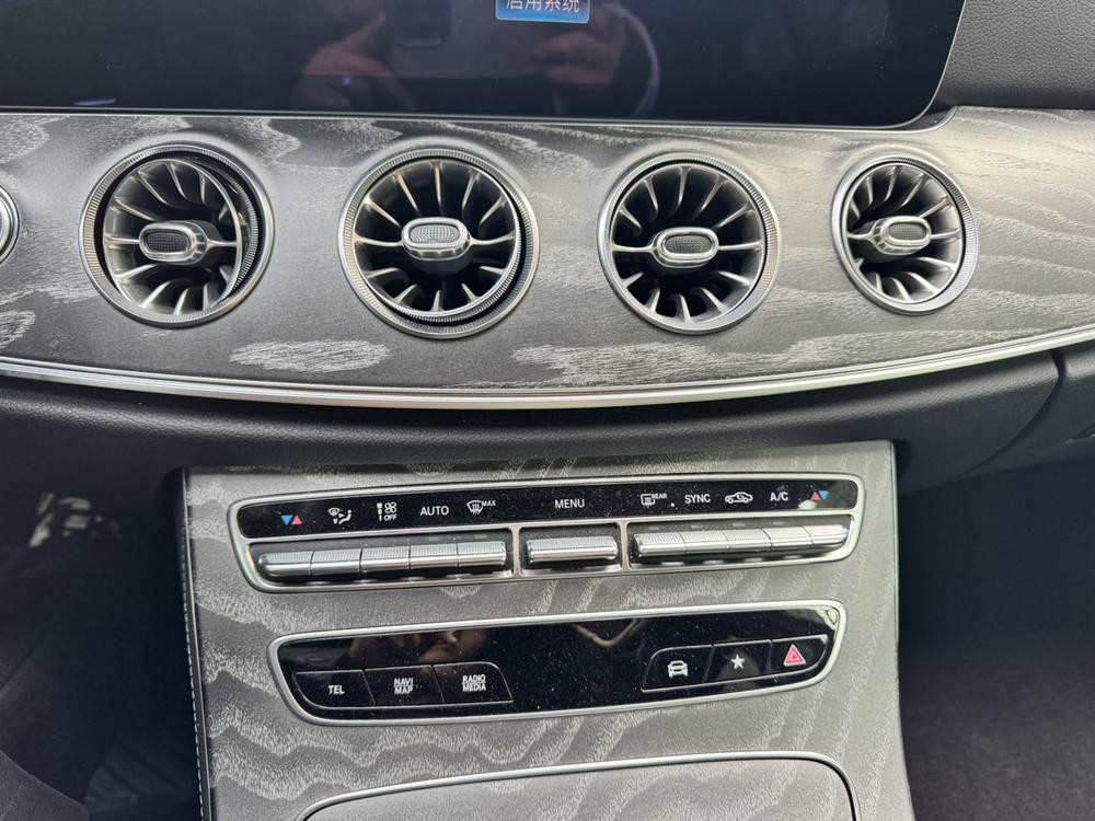 Mercedes-Benz Mercedes-Benz CLS