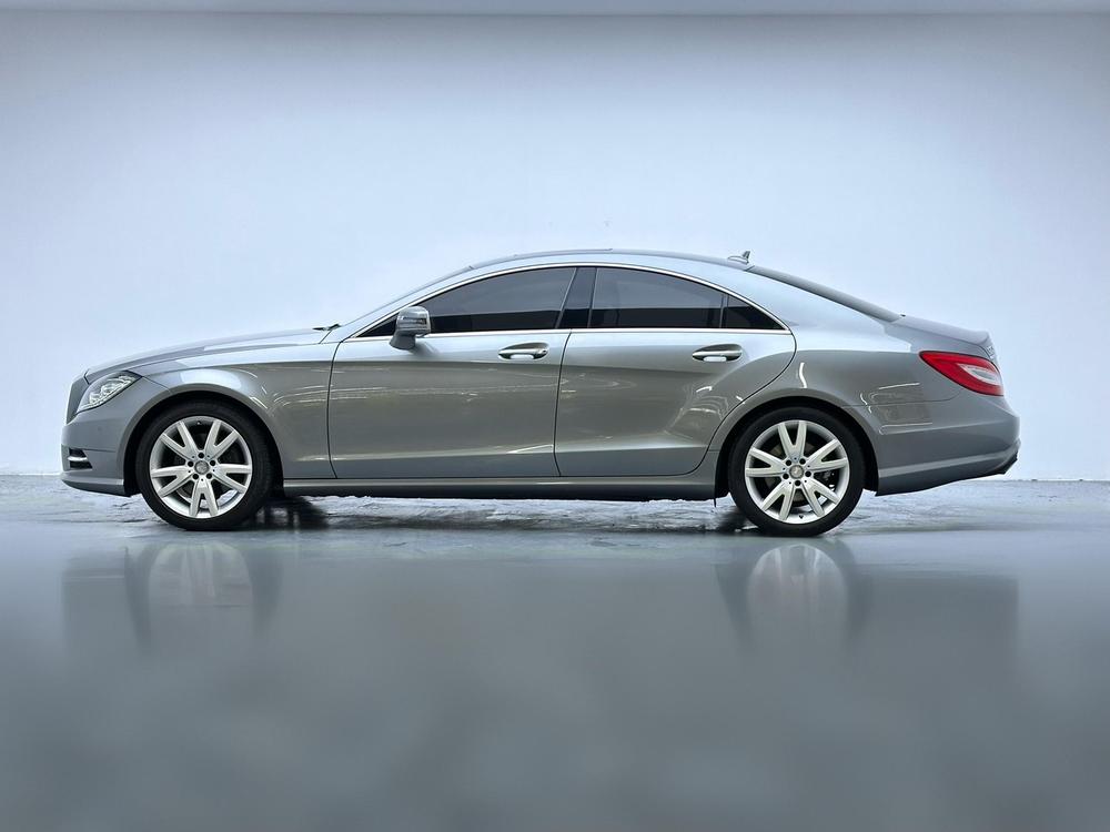 Mercedes-Benz Mercedes-Benz CLS