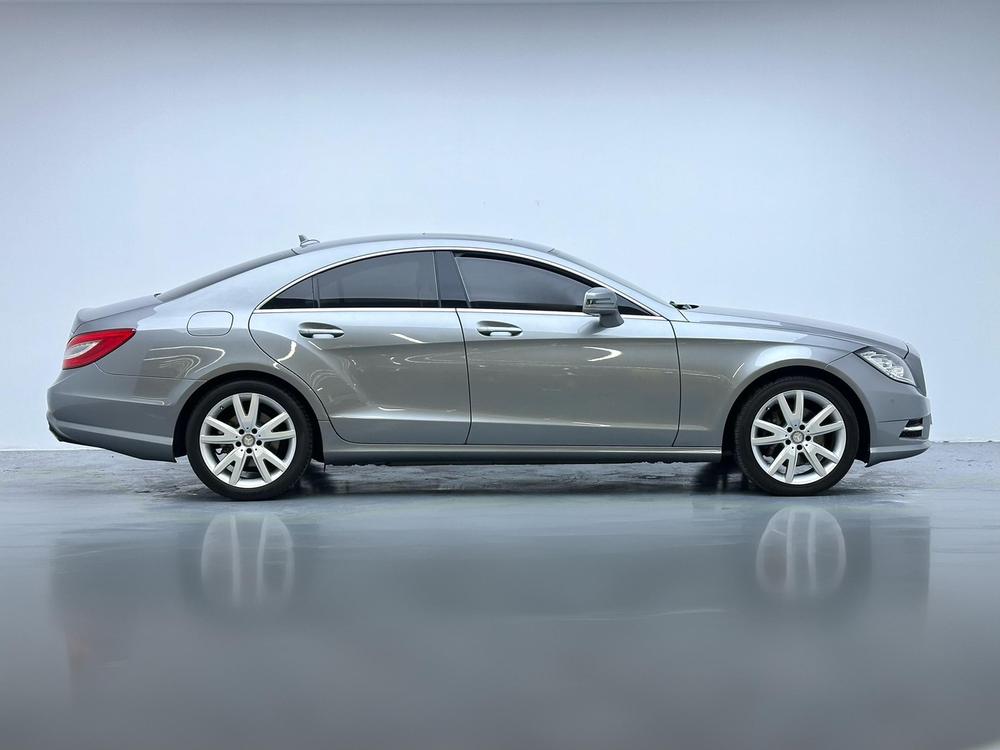 Mercedes-Benz Mercedes-Benz CLS