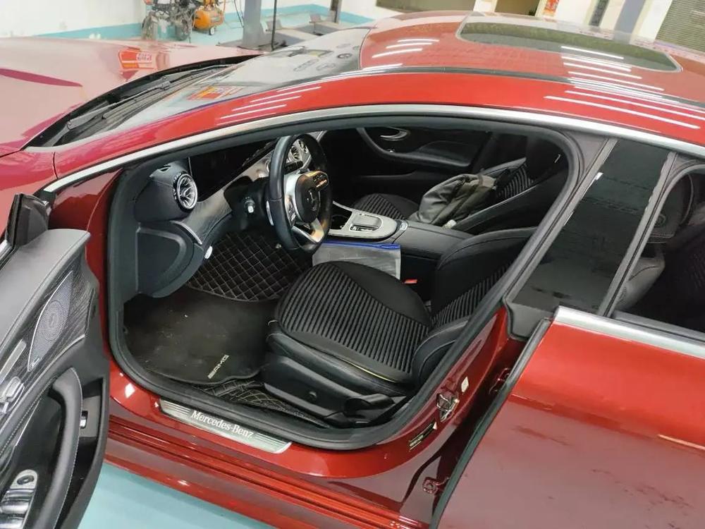 Mercedes-Benz Mercedes-Benz CLS