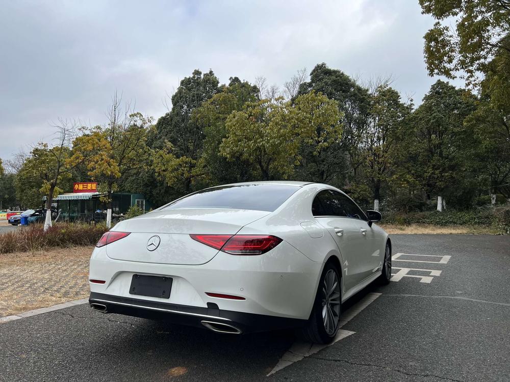 Mercedes-Benz Mercedes-Benz CLS