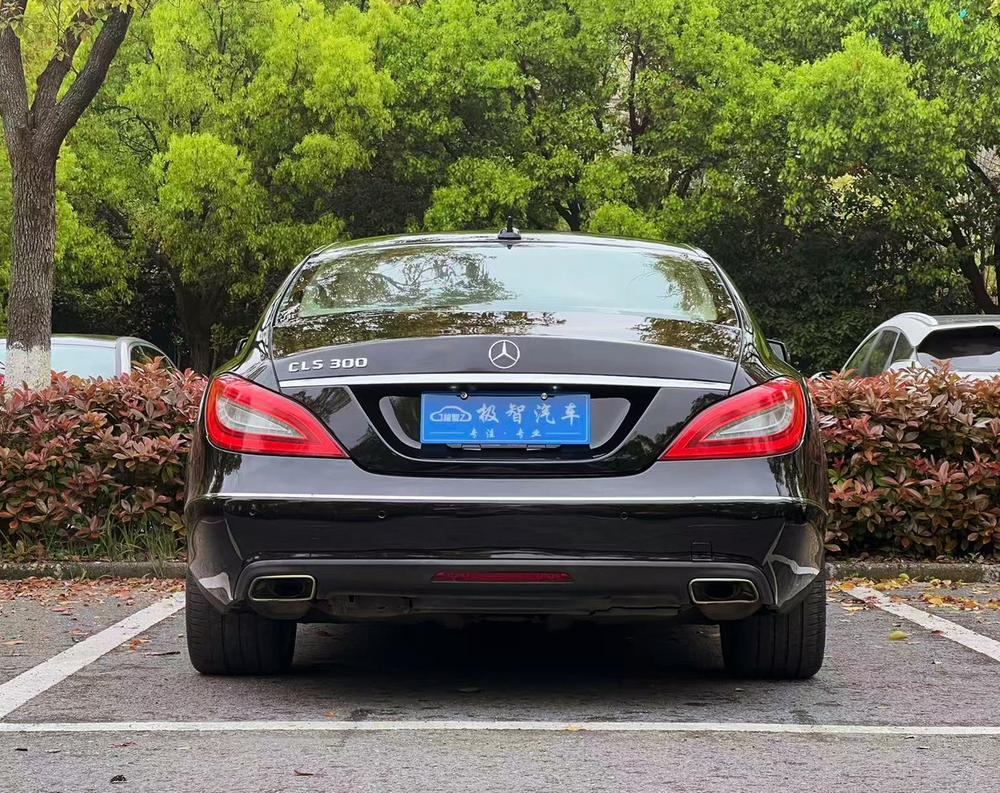 Mercedes-Benz Mercedes-Benz CLS