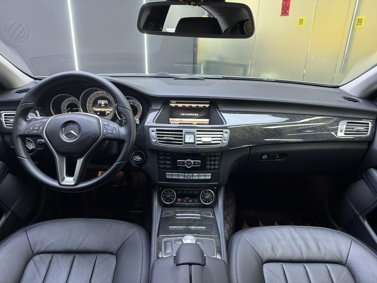 Mercedes-Benz Mercedes-Benz CLS