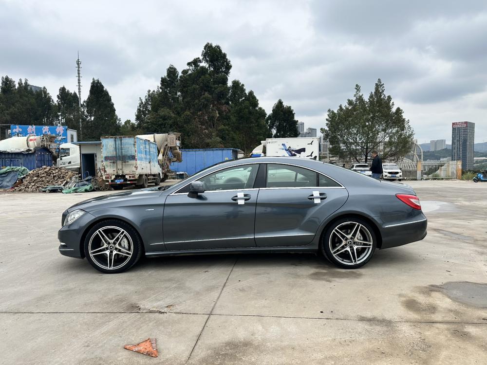 Mercedes-Benz Mercedes-Benz CLS