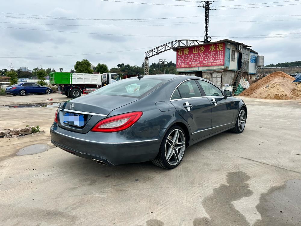 Mercedes-Benz Mercedes-Benz CLS