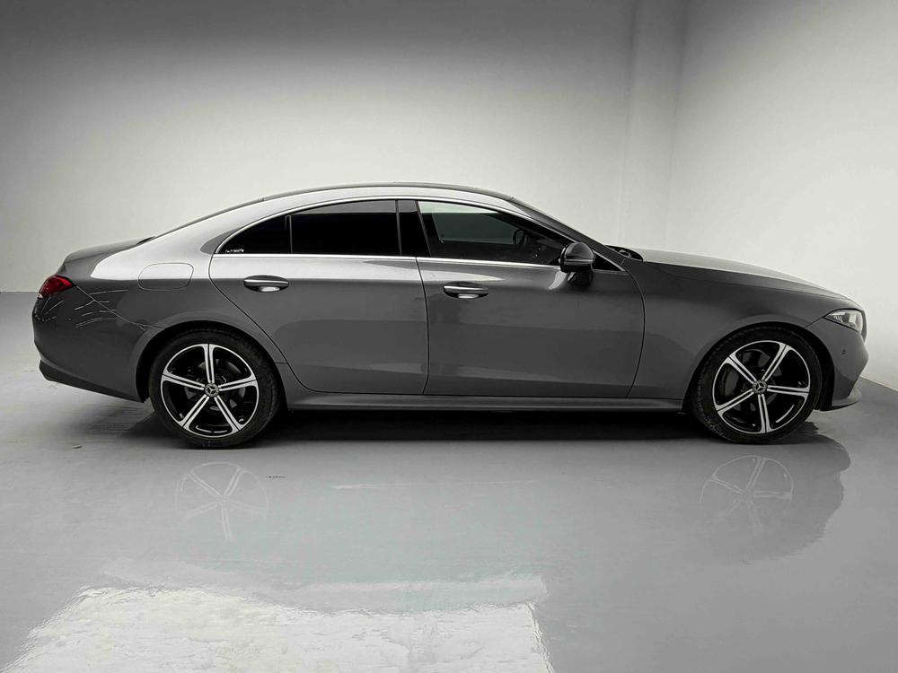 Mercedes-Benz Mercedes-Benz CLS