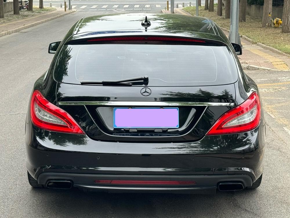 Mercedes-Benz Mercedes-Benz CLS