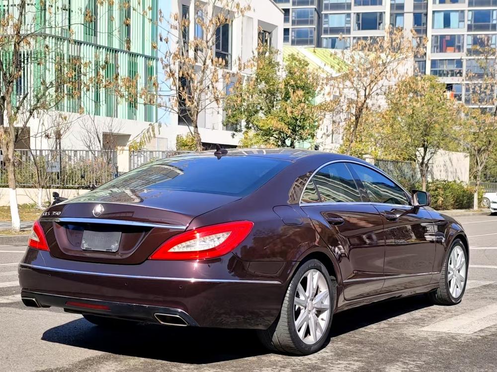 Mercedes-Benz Mercedes-Benz CLS