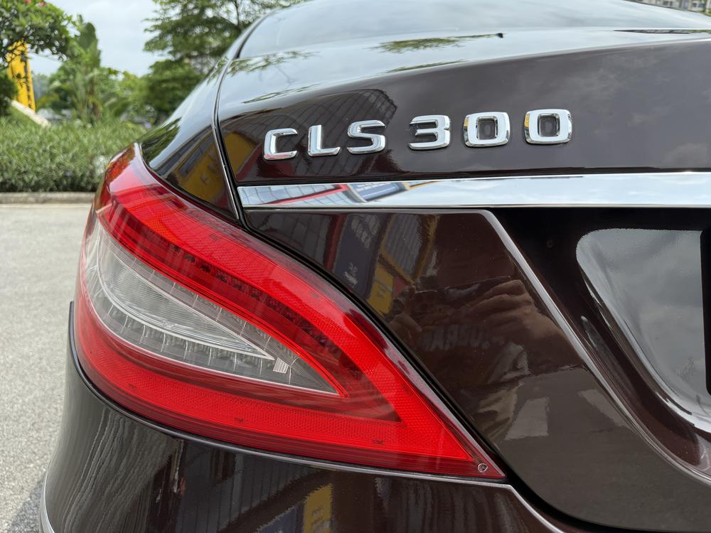 Mercedes-Benz Mercedes-Benz CLS