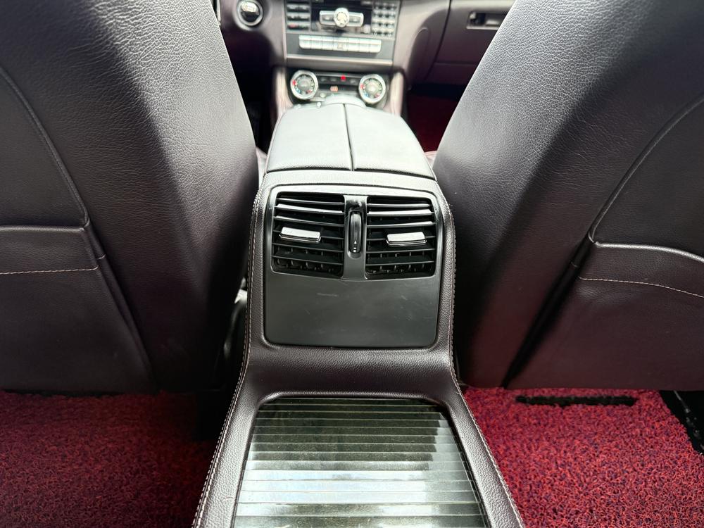 Mercedes-Benz Mercedes-Benz CLS