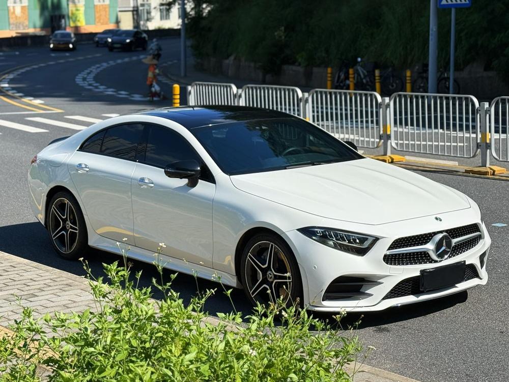 Mercedes-Benz Mercedes-Benz CLS