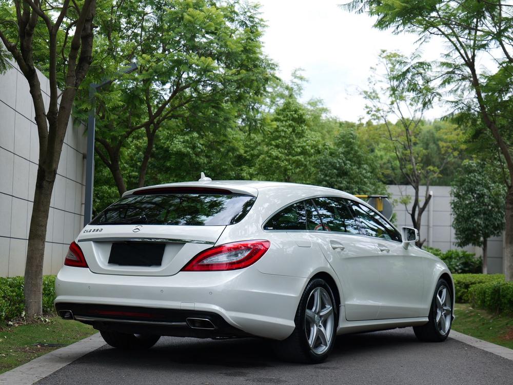 Mercedes-Benz Mercedes-Benz CLS