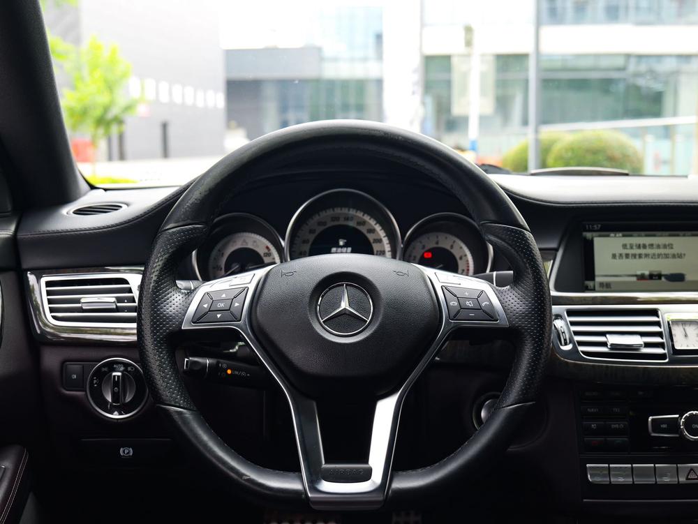 Mercedes-Benz Mercedes-Benz CLS