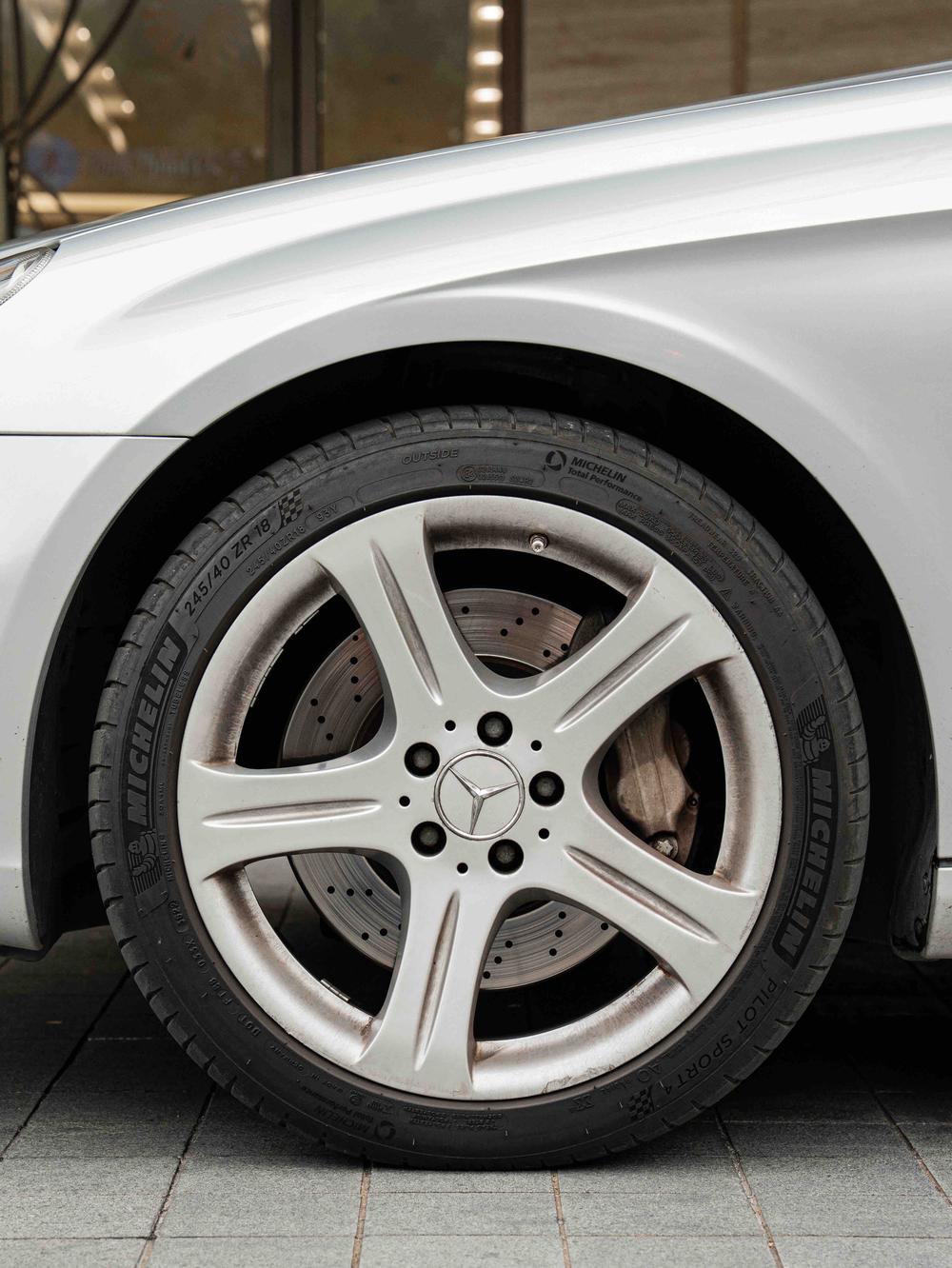 Mercedes-Benz Mercedes-Benz CLS