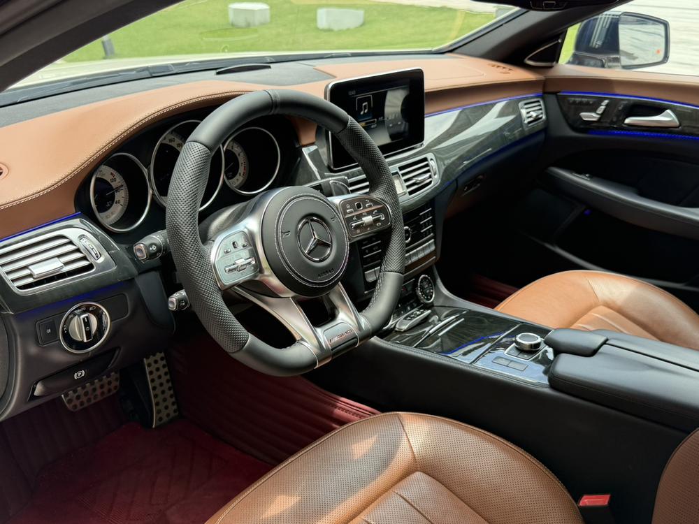 Mercedes-Benz Mercedes-Benz CLS